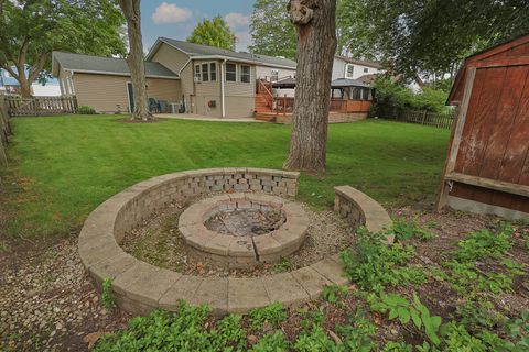 Tiny photo for 17613 W Meadowbrook Drive, Grayslake, IL 60030 (MLS # 12436664)