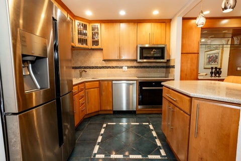 Tiny photo for 925 Spring Hill Drive #311, Northbrook, IL 60062 (MLS # 12758188)