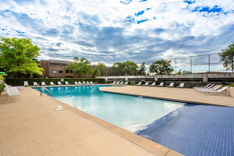 Tiny photo for 925 Spring Hill Drive #311, Northbrook, IL 60062 (MLS # 12758188)