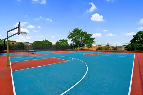 Tiny photo for 925 Spring Hill Drive #311, Northbrook, IL 60062 (MLS # 12758188)