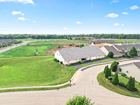 Tiny photo for 1071 Alexandria Drive #1071, Sycamore, IL 60178 (MLS # 12578791)