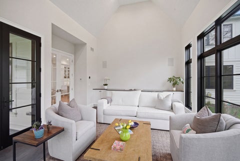 Tiny photo for 2701 Daiquiri Drive, Riverwoods, IL 60015 (MLS # 12685695)