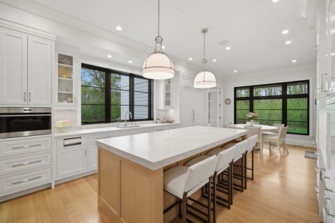 Tiny photo for 2701 Daiquiri Drive, Riverwoods, IL 60015 (MLS # 12685695)