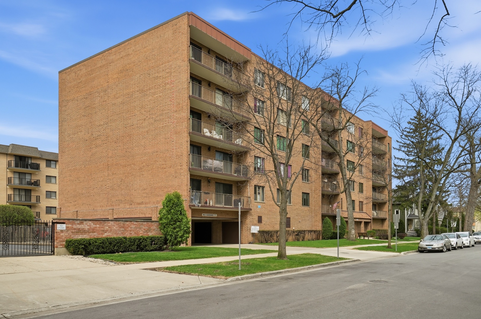 1454 Ashland Avenue 305