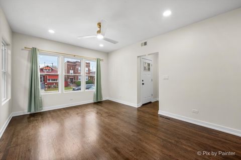 Tiny photo for 2922 N Kilpatrick Avenue, Chicago, IL 60641 (MLS # 12548637)