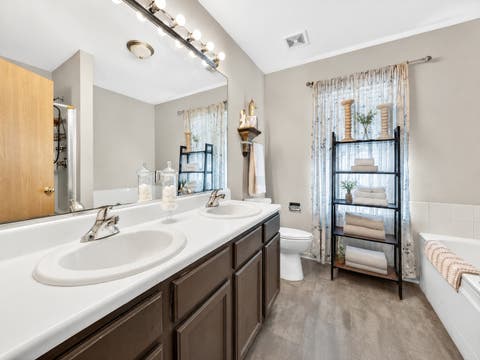 Tiny photo for 117 Stonebrook Avenue, Matteson, IL 60443 (MLS # 12663024)