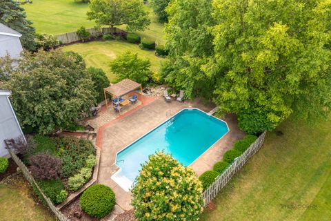 Tiny photo for 913 Cherokee Court, Lake Villa, IL 60046 (MLS # 12675804)