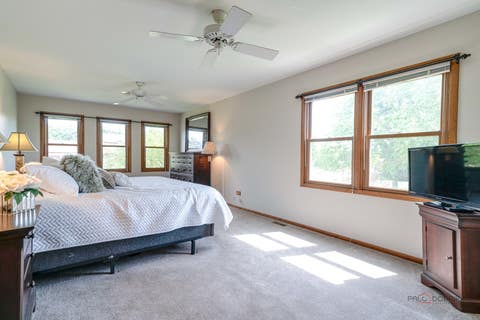 Tiny photo for 913 Cherokee Court, Lake Villa, IL 60046 (MLS # 12675804)
