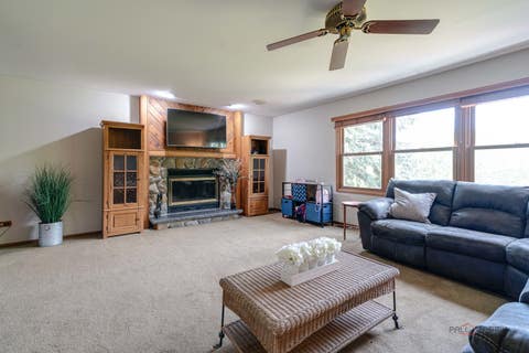 Tiny photo for 913 Cherokee Court, Lake Villa, IL 60046 (MLS # 12675804)