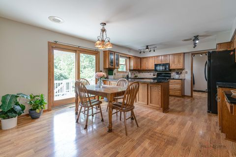 Tiny photo for 913 Cherokee Court, Lake Villa, IL 60046 (MLS # 12675804)