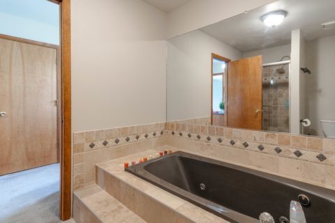Tiny photo for 913 Cherokee Court, Lake Villa, IL 60046 (MLS # 12675804)