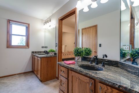 Tiny photo for 913 Cherokee Court, Lake Villa, IL 60046 (MLS # 12675804)