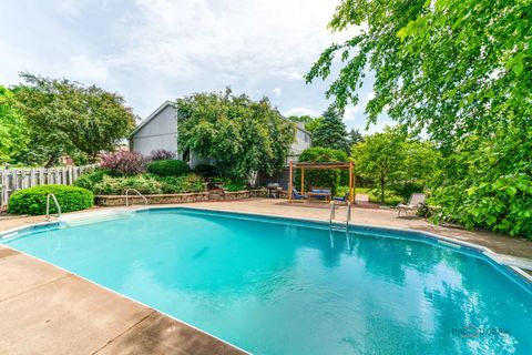 Tiny photo for 913 Cherokee Court, Lake Villa, IL 60046 (MLS # 12675804)