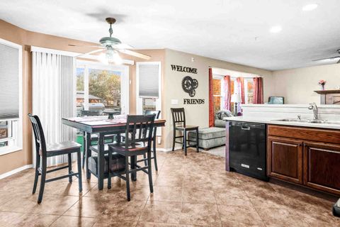 Tiny photo for 3509 Glenmore Road, Bloomington, IL 61704 (MLS # 12512114)