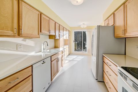 Tiny photo for 601 Lake Hinsdale Drive #112, Willowbrook, IL 60527 (MLS # 12580900)