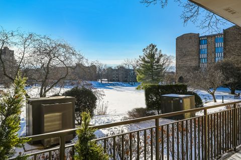 Tiny photo for 601 Lake Hinsdale Drive #112, Willowbrook, IL 60527 (MLS # 12580900)