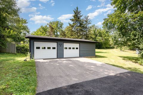 Tiny photo for 6N118 Hillside Drive, St. Charles, IL 60175 (MLS # 12464333)