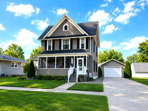 Photo of 404 W Park Street, Morrison, IL 61270 (MLS # 12741410)
