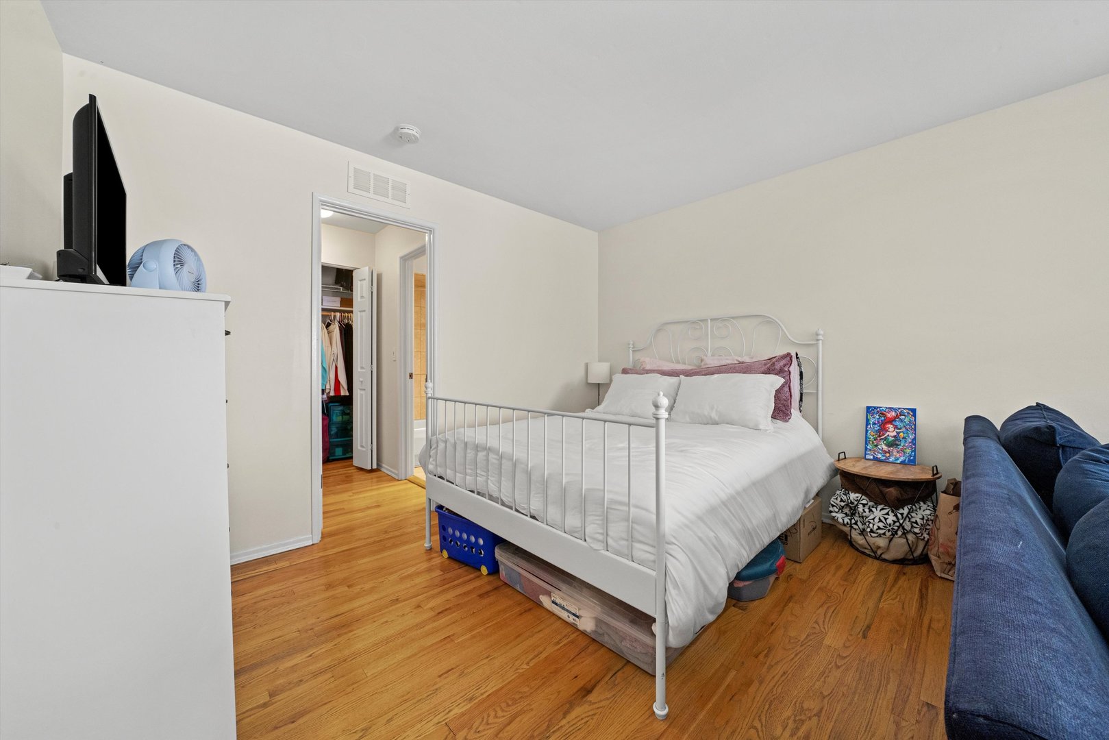 515 W Wrightwood Avenue 510