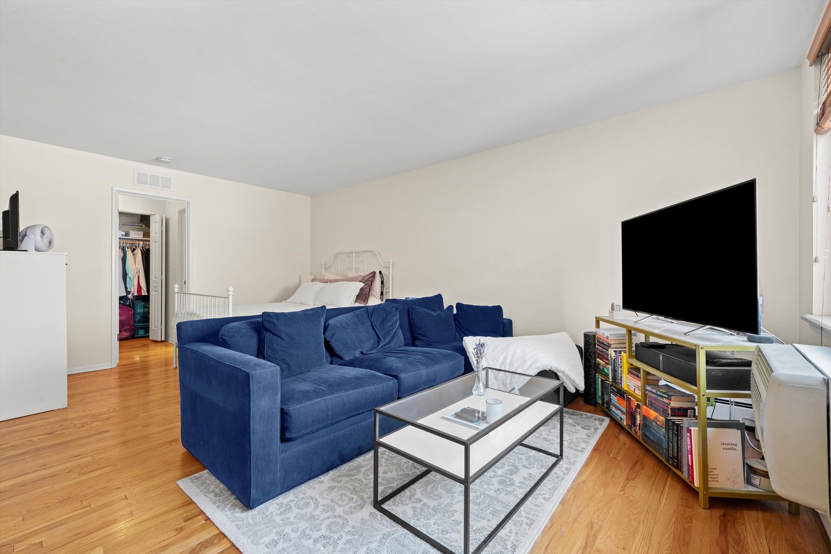 515 W Wrightwood Avenue 510