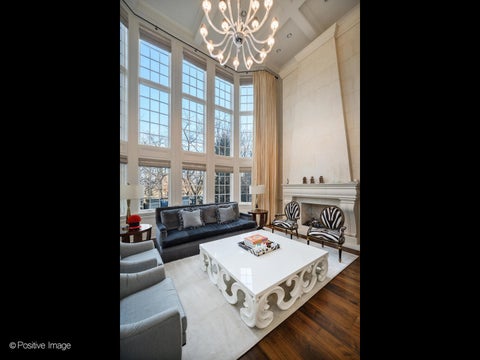 Tiny photo for 3026 N Lake Shore Drive, Chicago, IL 60657 (MLS # 12680533)