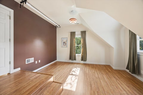 Tiny photo for 175 W Burlington Street, Riverside, IL 60546 (MLS # 12735653)