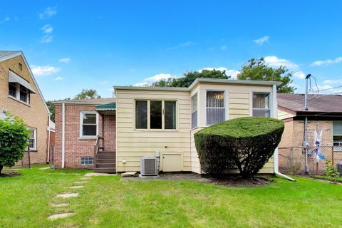 Tiny photo for 5228 Davis Street, Skokie, IL 60077 (MLS # 12765988)