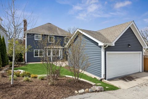 Tiny photo for 409 S BODIN Street, Hinsdale, IL 60521 (MLS # 12613718)
