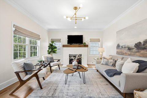 Tiny photo for 409 S BODIN Street, Hinsdale, IL 60521 (MLS # 12613718)