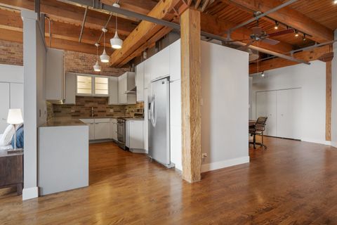 Tiny photo for 400 S Green Street #406, Chicago, IL 60607 (MLS # 12497249)