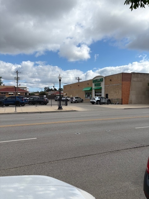 5710 W IRVING PARK Road