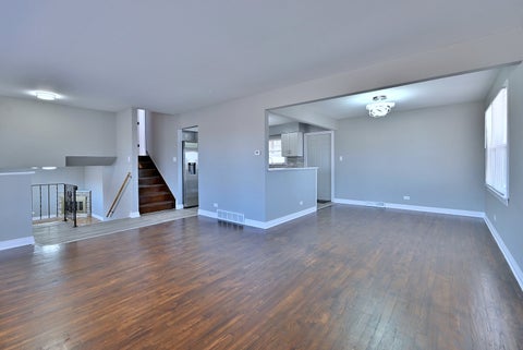 Tiny photo for 14201 Maryland Avenue, Dolton, IL 60419 (MLS # 12642613)