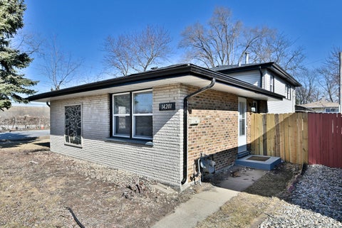 Tiny photo for 14201 Maryland Avenue, Dolton, IL 60419 (MLS # 12642613)