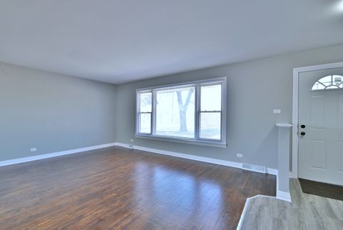 Tiny photo for 14201 Maryland Avenue, Dolton, IL 60419 (MLS # 12642613)
