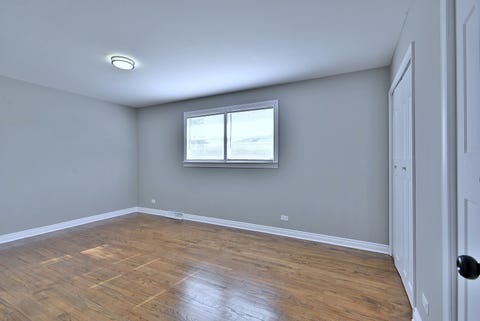Tiny photo for 14201 Maryland Avenue, Dolton, IL 60419 (MLS # 12642613)