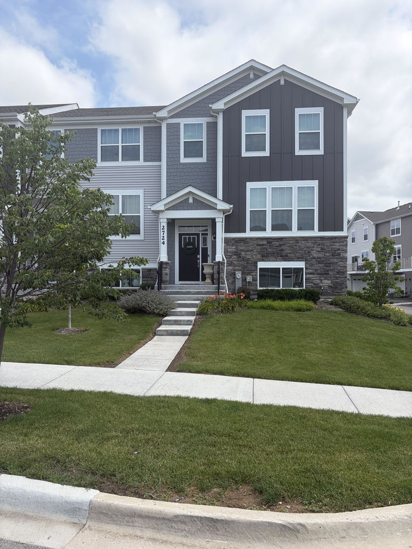 2724 Fieldcrest Drive 3106