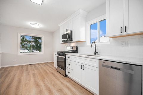 Tiny photo for 5449 Arlington Drive, Hanover Park, IL 60133 (MLS # 12531572)