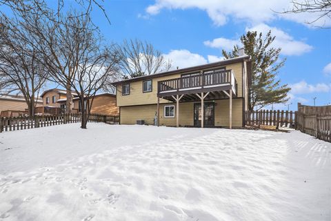 Tiny photo for 5449 Arlington Drive, Hanover Park, IL 60133 (MLS # 12531572)