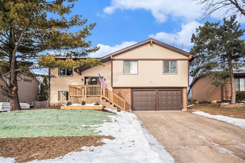 Photo of 5449 Arlington Drive, Hanover Park, IL 60133 (MLS # 12531572)