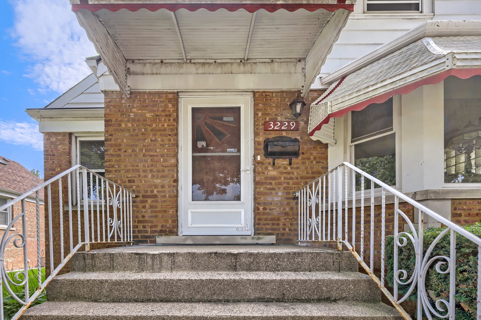 3229 Highland Avenue