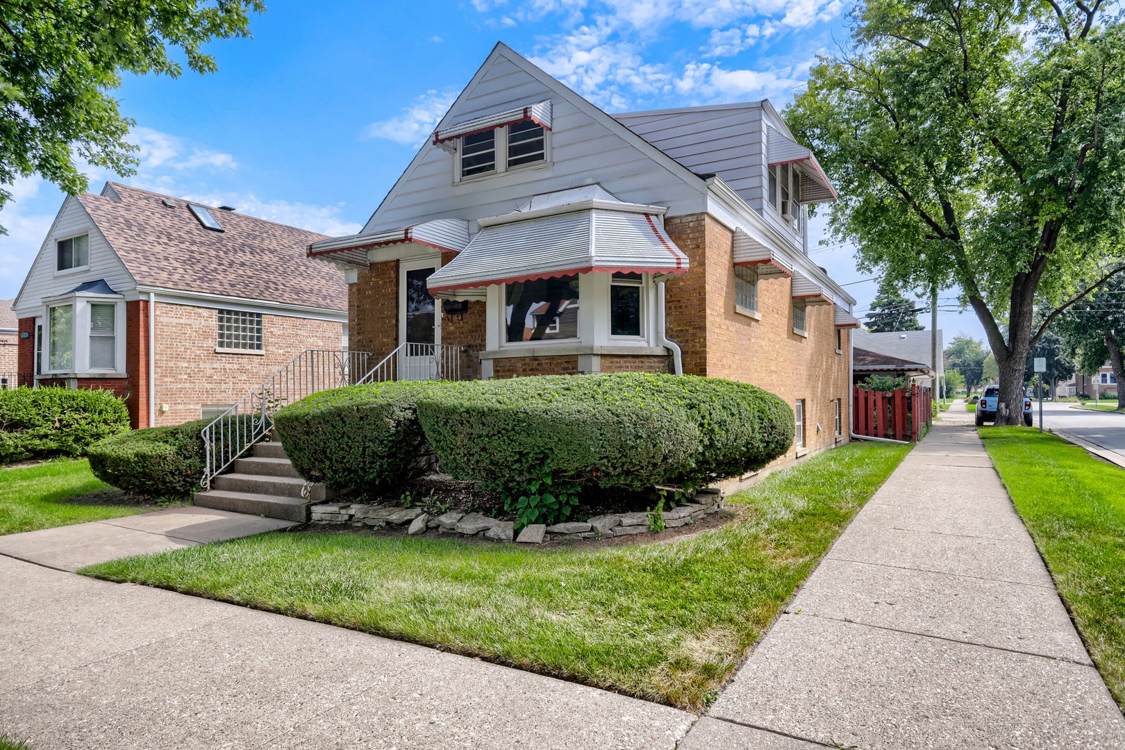 3229 Highland Avenue