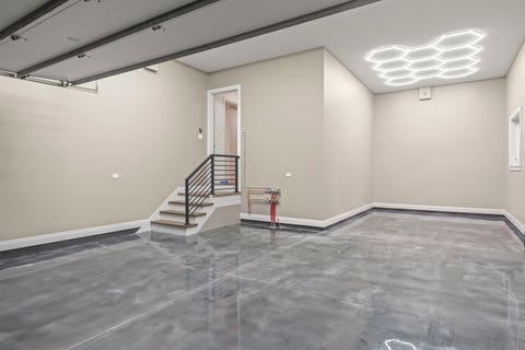 Tiny photo for 1914 Lee Street, Des Plaines, IL 60018 (MLS # 12444225)
