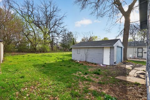 Tiny photo for 1126 Ashland Avenue, Rockford, IL 61101 (MLS # 12622088)