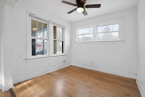 Tiny photo for 1126 Ashland Avenue, Rockford, IL 61101 (MLS # 12622088)