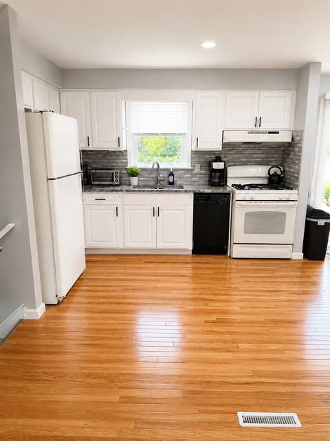 Tiny photo for 8808 S 85th Court, Hickory Hills, IL 60457 (MLS # 12734357)