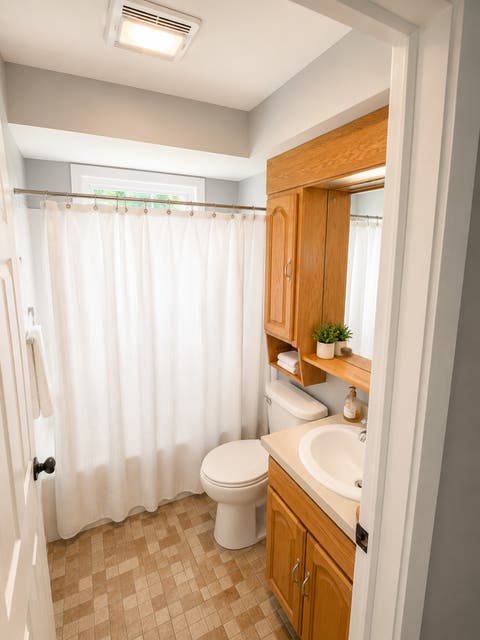 Tiny photo for 8808 S 85th Court, Hickory Hills, IL 60457 (MLS # 12734357)