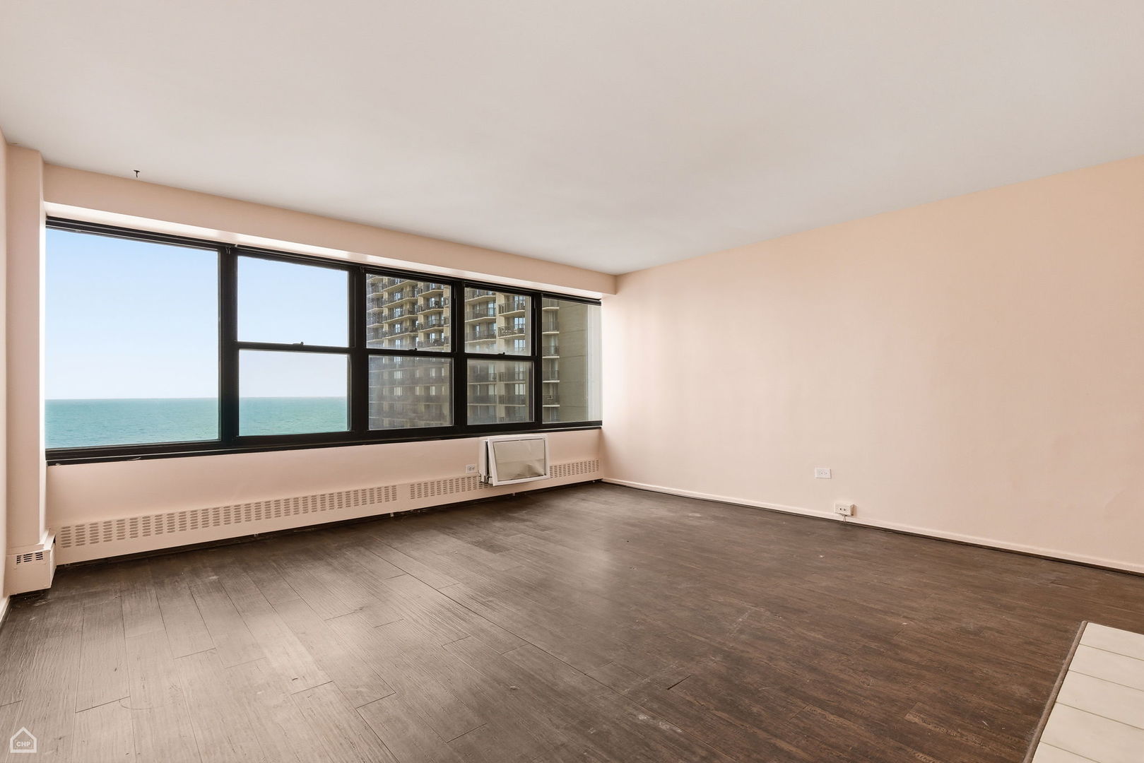 6030 N Sheridan Road 2008