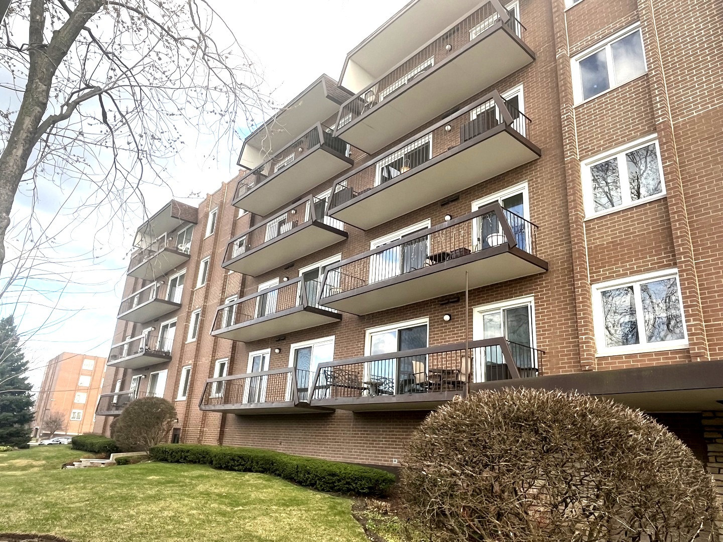Listing image 4
