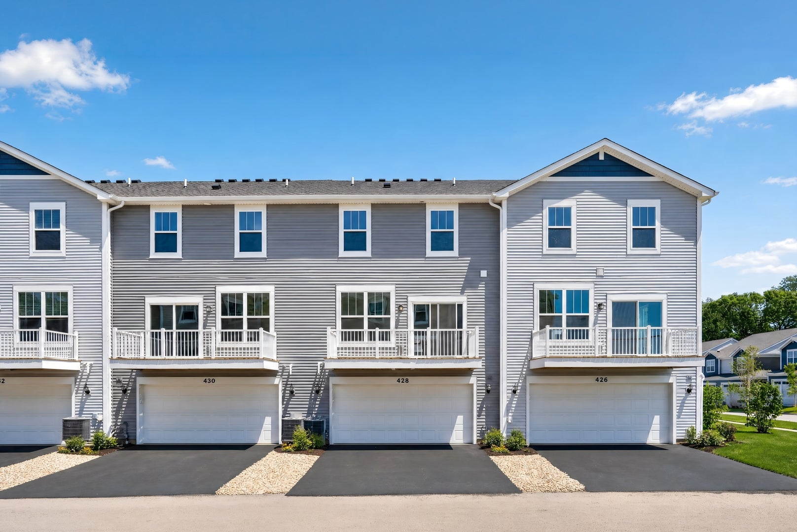 428 Red Oak Circle