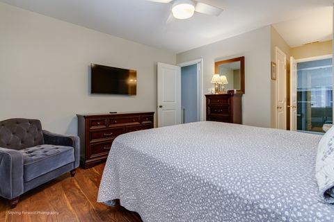 Tiny photo for 1701 Lakecliffe Drive #D, Wheaton, IL 60189 (MLS # 12497944)